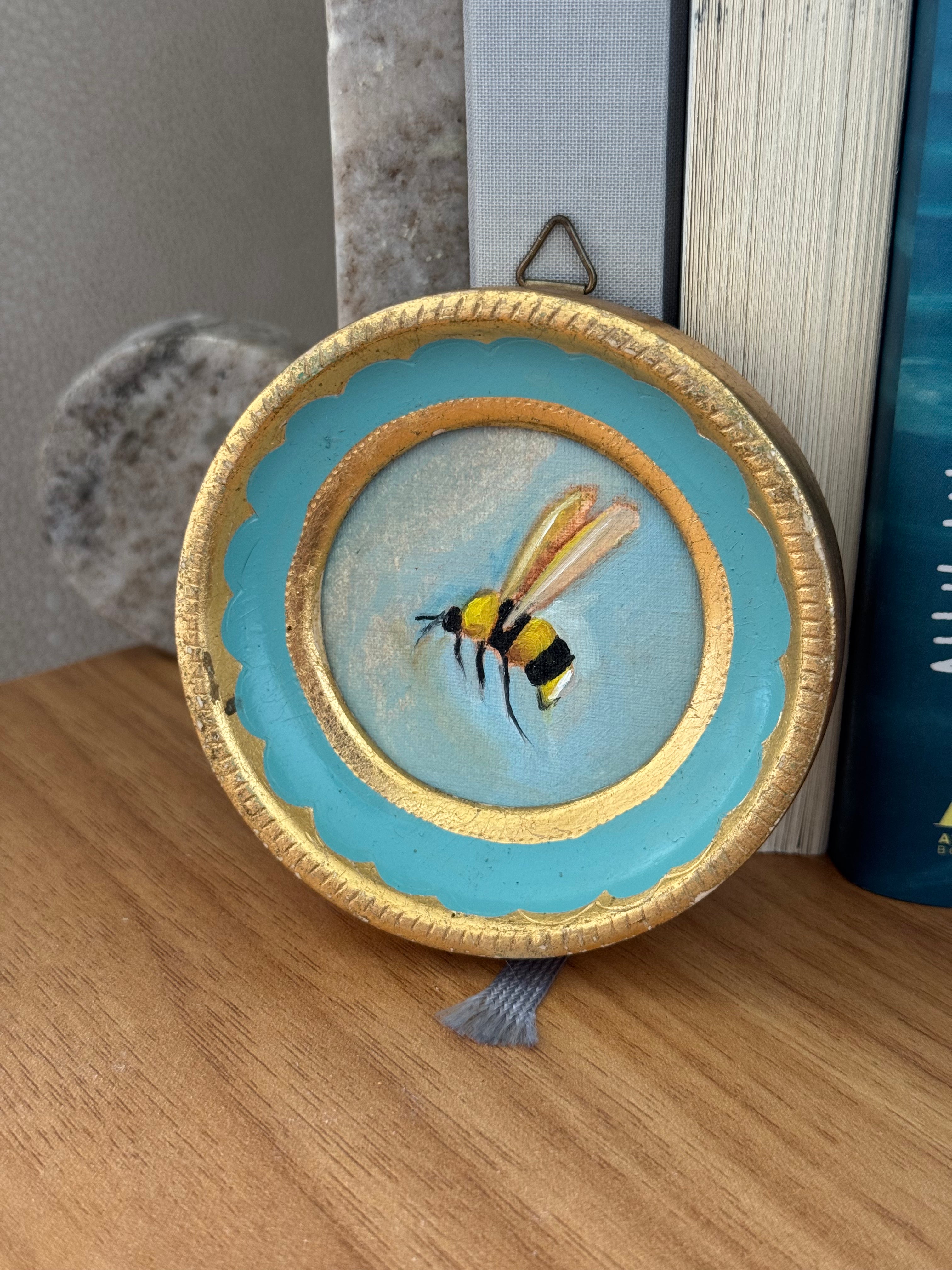 The Bee